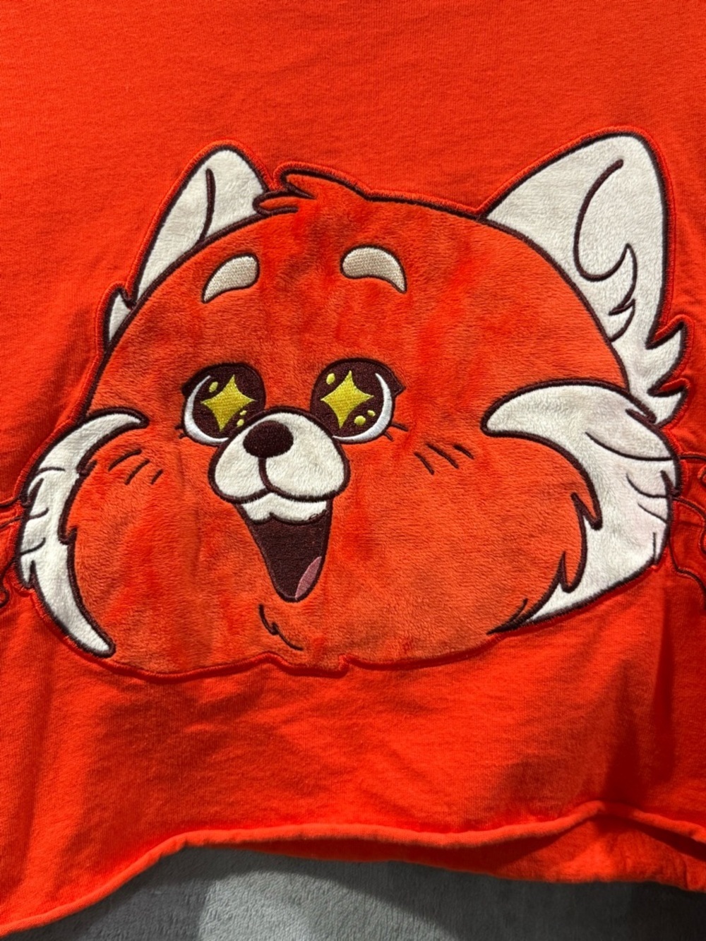 Disney Spirit Jersey Pixar Turning Red Panda Freaking Adorable Adult Size Small - Picture 2 of 9